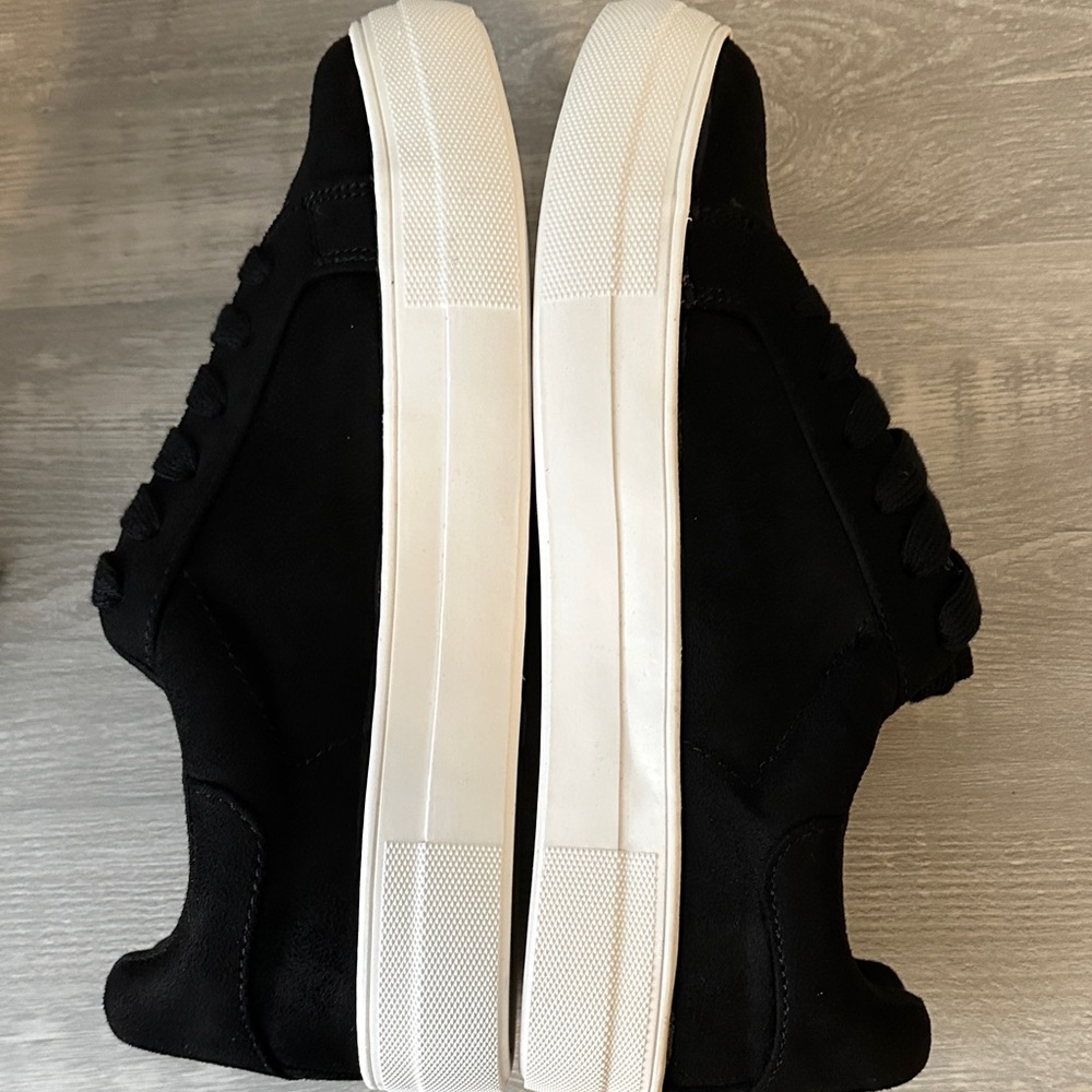 NWOT Soda Women's Classic Black Sneakers with White Accents - Picture 3 of 4